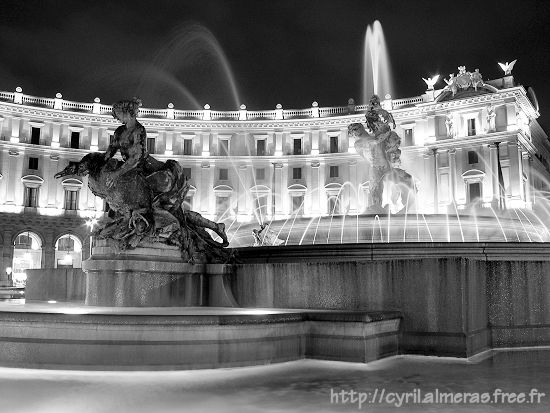 Photo fontaine Noir et blanc