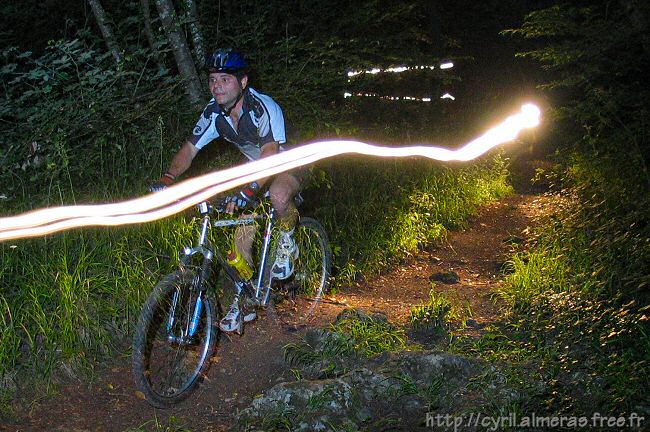 Balade en VTT dans les bois