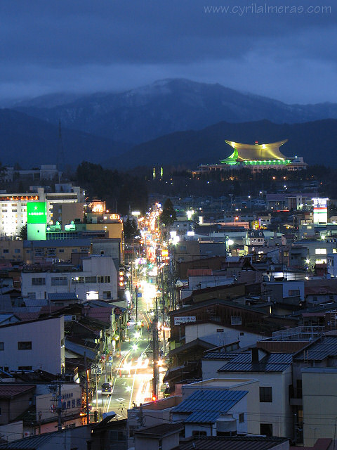 takayama by night