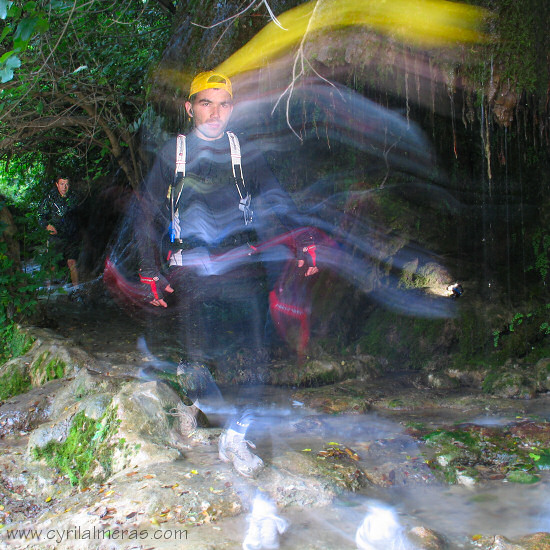 trace casquette jaune