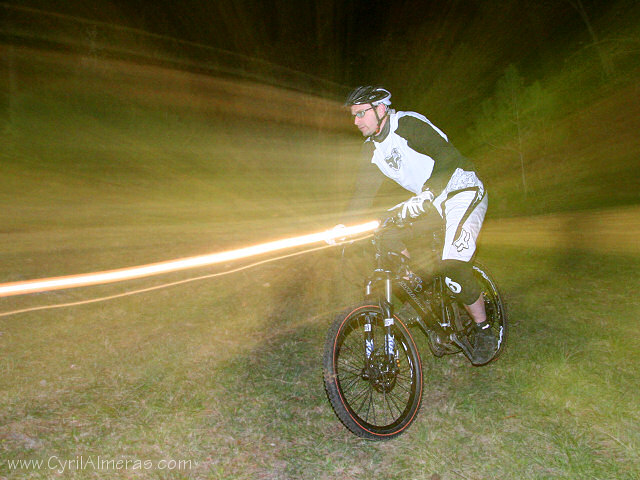 coup de zoom vtt nocturne