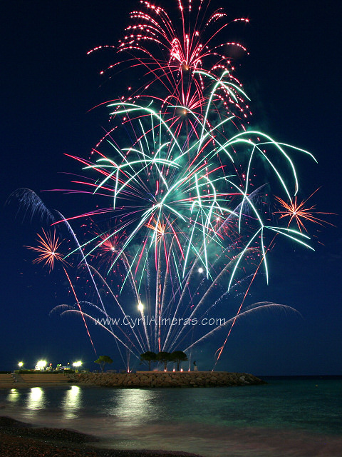 Feu d'artifice &agrave; Menton