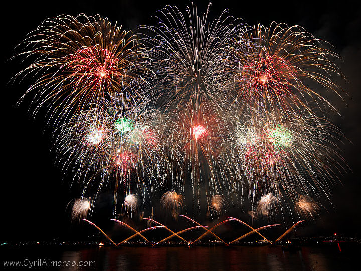 flash barrandov fireworks