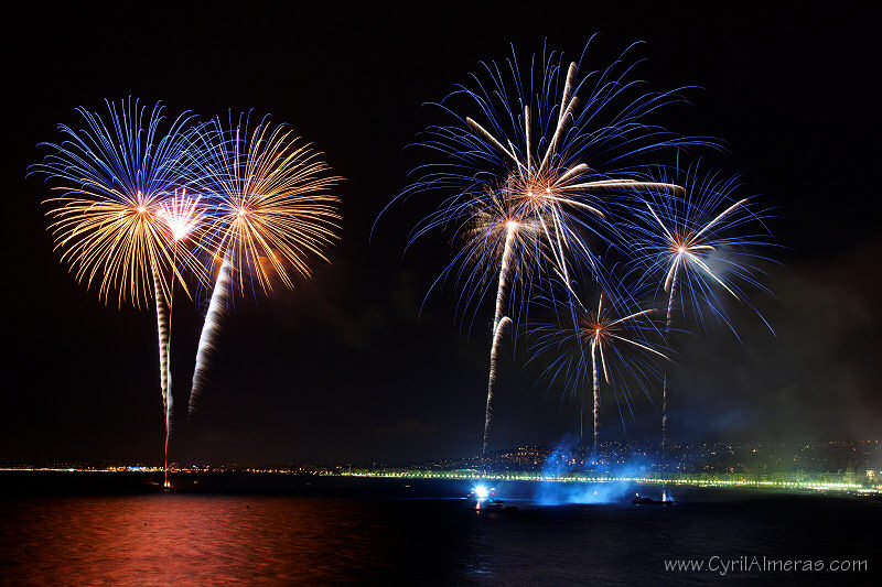 feu artifice promenade anglais aeroport nice negresco