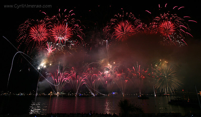 tableau pyrotechnique rose