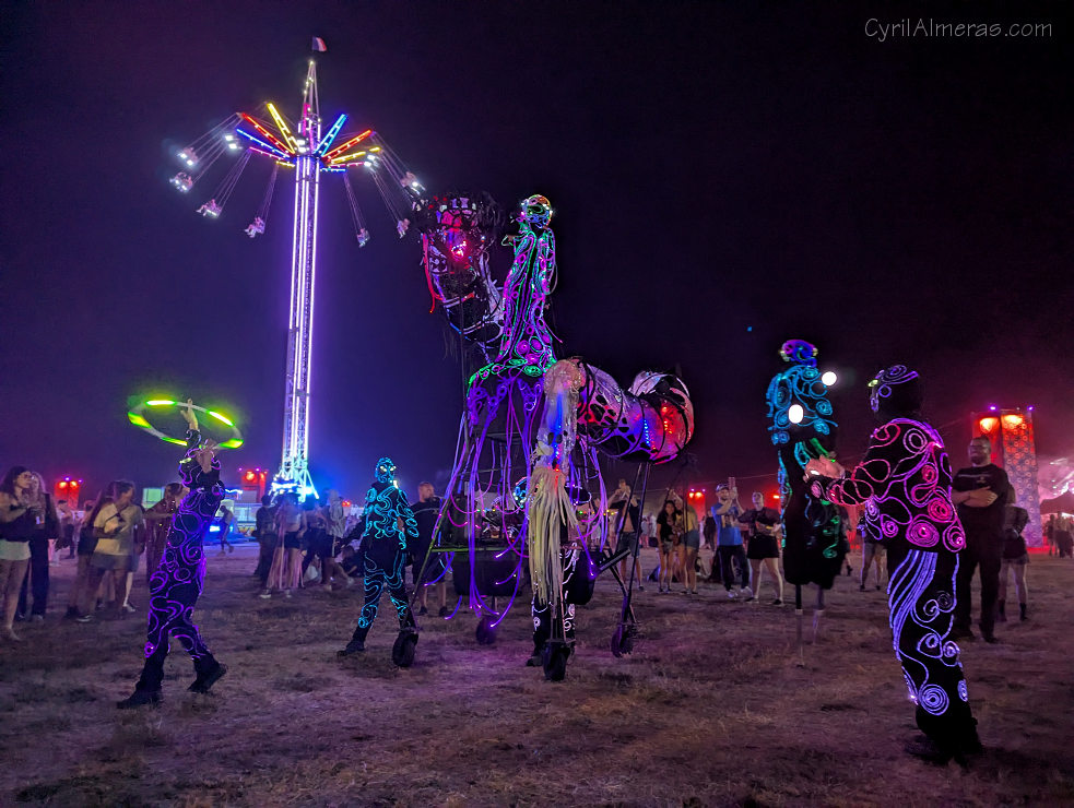 deambulation costume led nuit