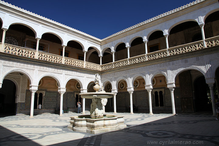 casa de pilatos patio seville