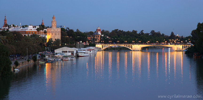 torre del orro sevilla