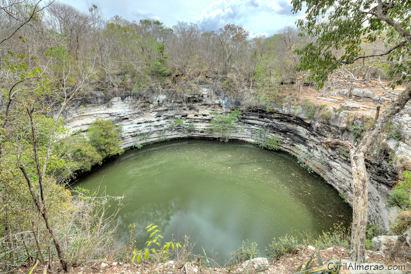 cenote sacree chichen itza