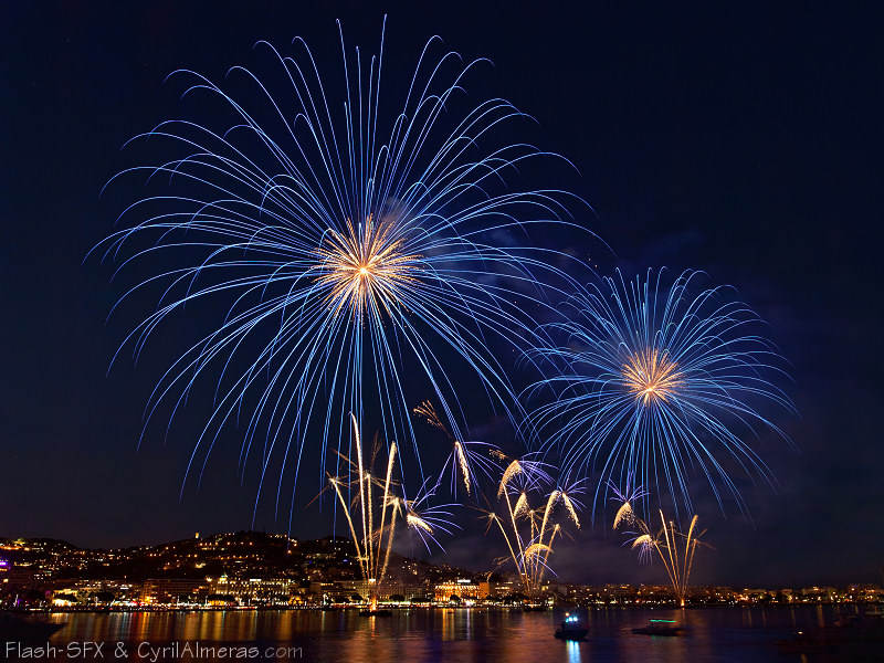 artifice la belle bleue sur cannes